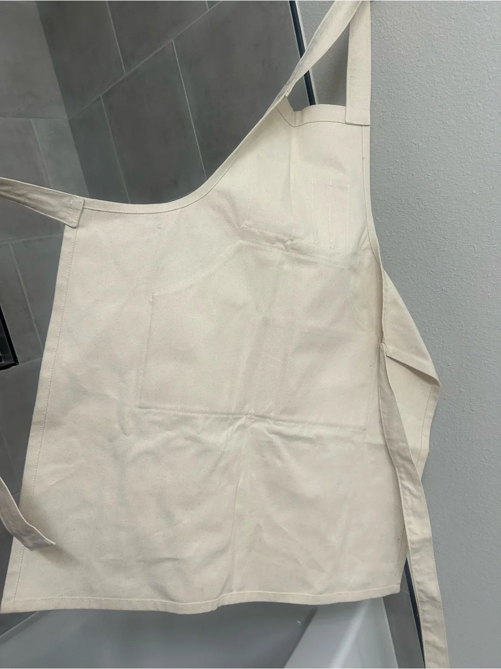 Cafe Leon Dore apron